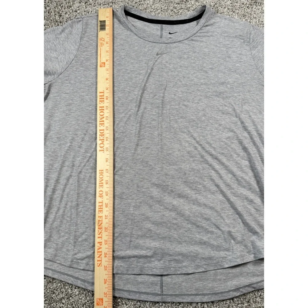 Nike Dri Fit Womens T-Shirts - Lot Of 2 -‎ ECNL Mom And Solid Gray Swoosh L / XL - Picture 13 of 13